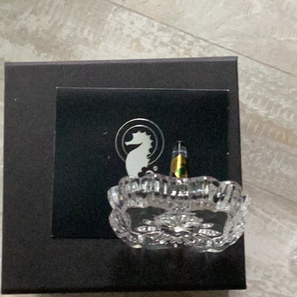 NEW Waterford Crystal Heritage Ring Holder